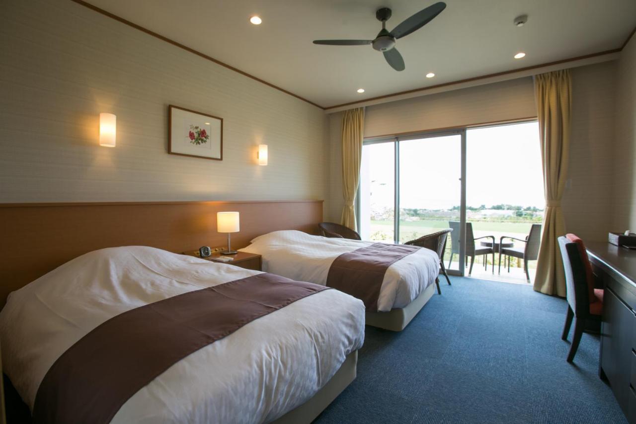 Sakura Resort Hotel Ishigaki Ishigaki  Екстер'єр фото