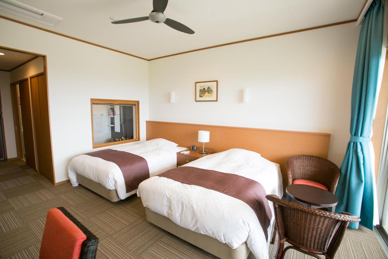 Sakura Resort Hotel Ishigaki Ishigaki  Екстер'єр фото